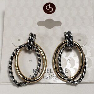 Women's Stylish Dual-Tone Polished Twisted Hoops Design Post Teardrop Earrings